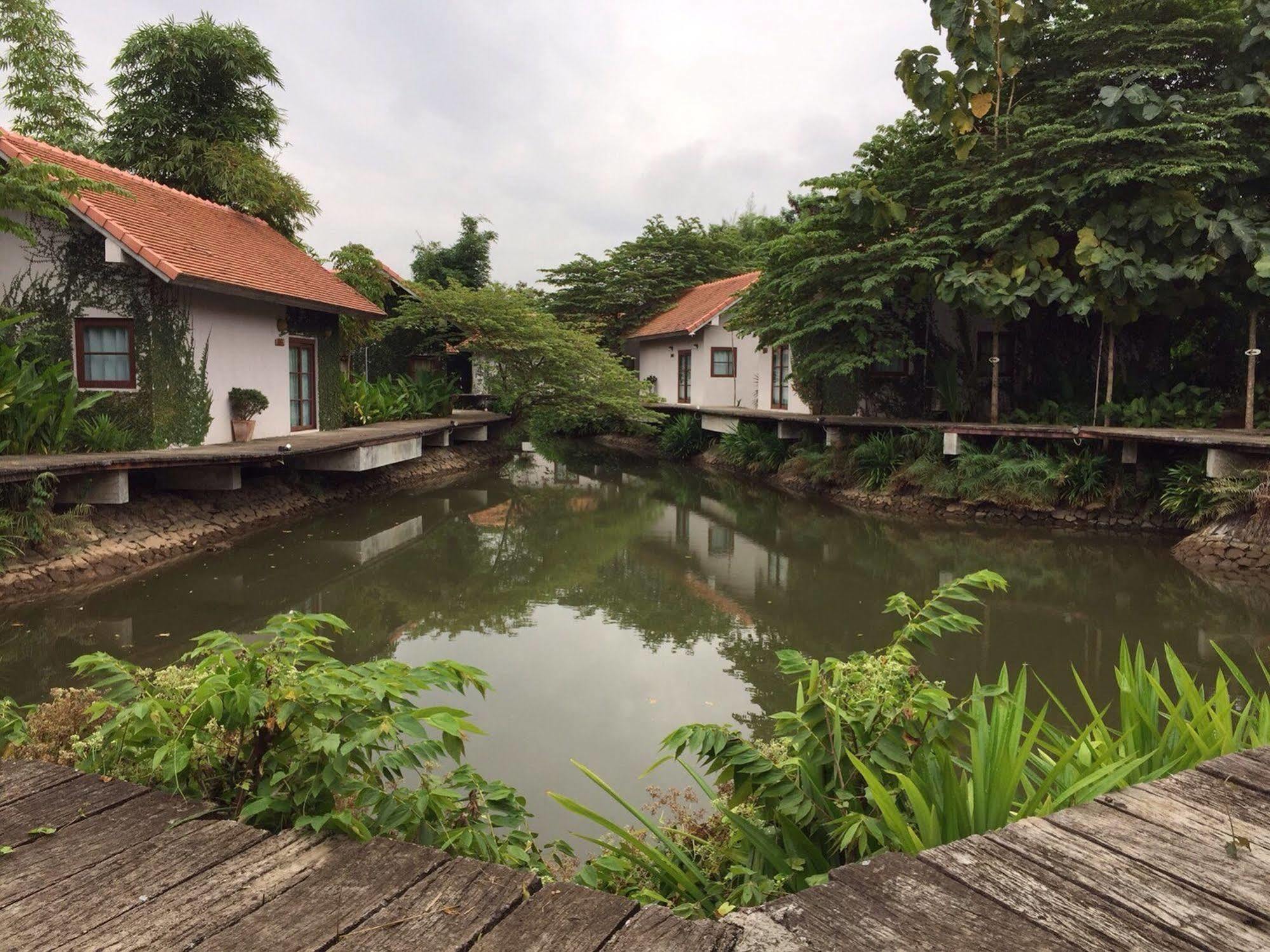 Chiangmai Royal Creek Hotel Hang Dong Exterior photo